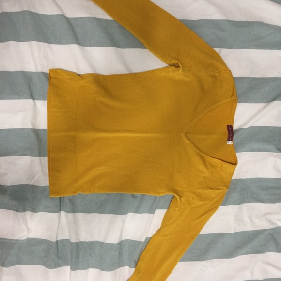 Fitted, flattering sweater - Picture 4 of 6